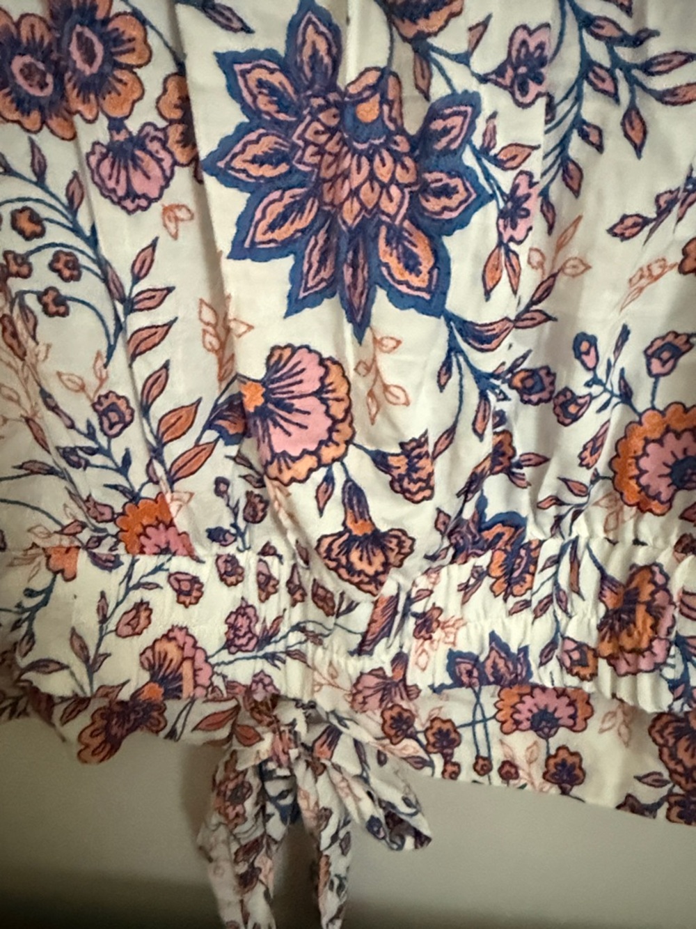 Title: Rose + Olive Shirt β Size L - Picture 8 of 8